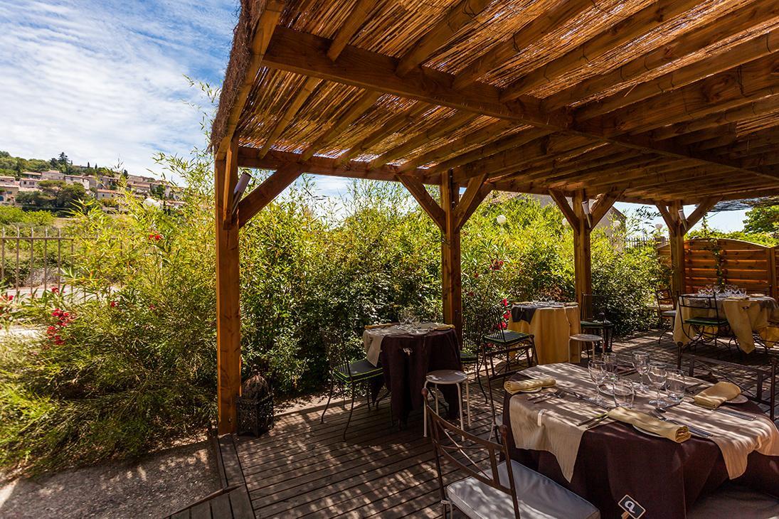 Logis Le Relais Sarrasin Hotel Vezenobres Exterior photo